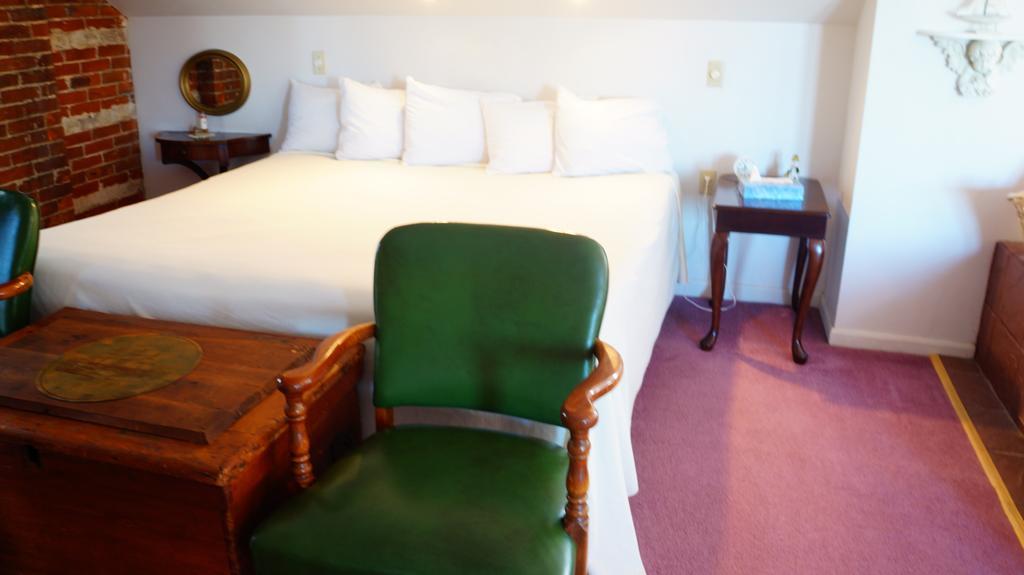 Harbor Haus Inn & Suites Hermann Rom bilde